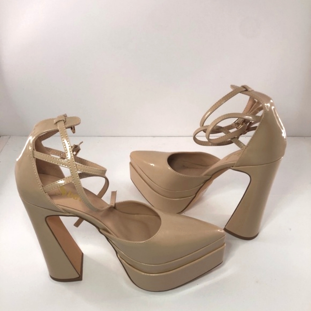 Beige platforms